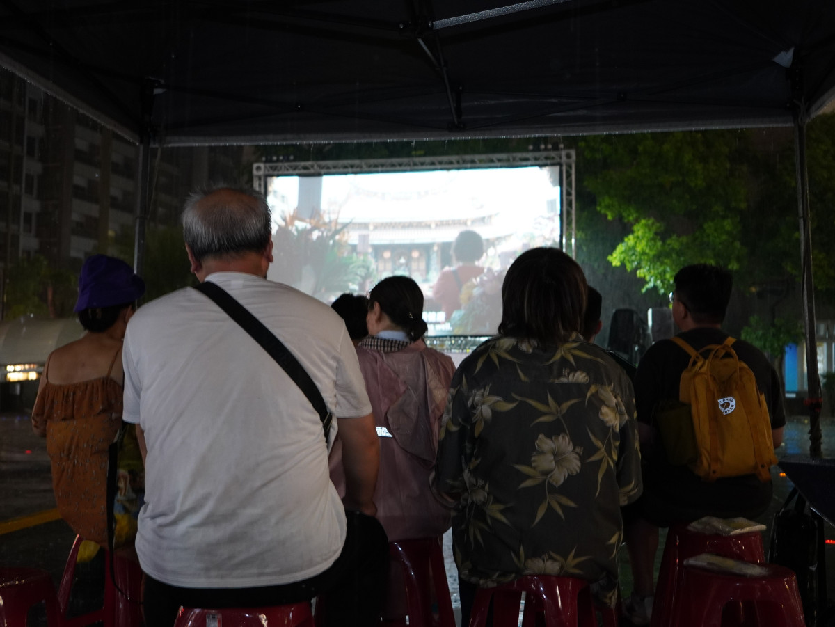 The “2024 New Taipei City Documentary Film Awards - The Starry Sky Screening” in Taoyuan featured Faces of a Taiwanese Opera Actress by Director Jean-Robert Thomann. Despite adverse weather, the audie
