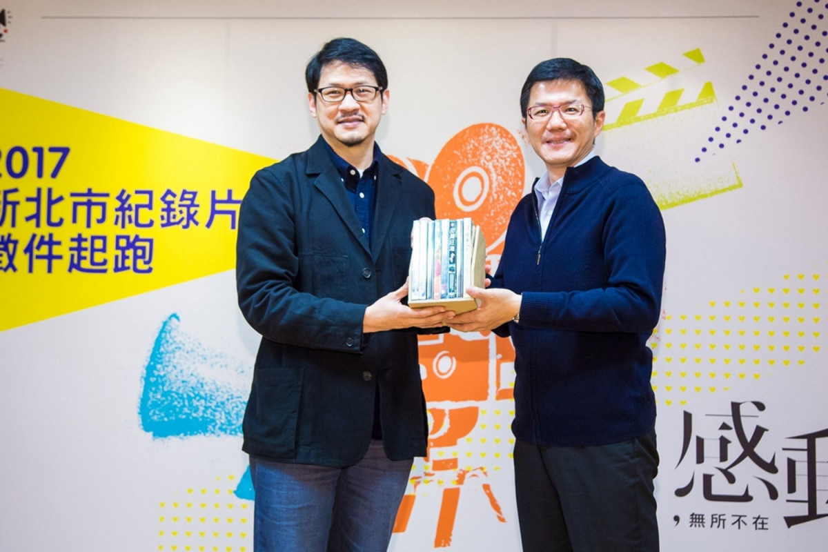 前新聞局長張其強與CNEX蔣顯斌董事長合影